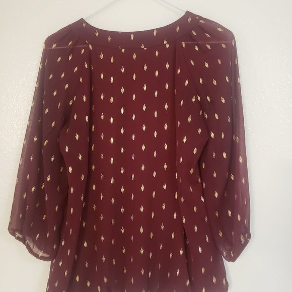 Red blouse - Picture 3 of 3